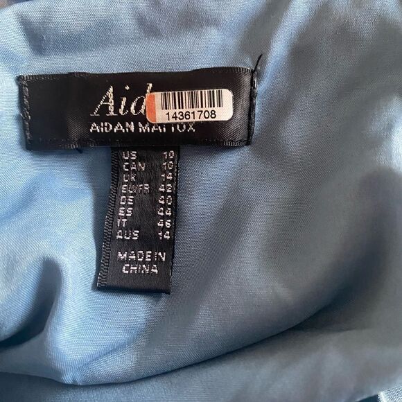 Aidan by Aidan Mattox Cut Out Front Twist Gown Size 10 - Picture 5 of 5